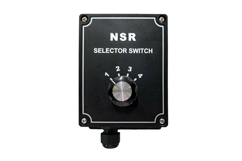 NGS-100 NMEA SELECTOR SWITCH